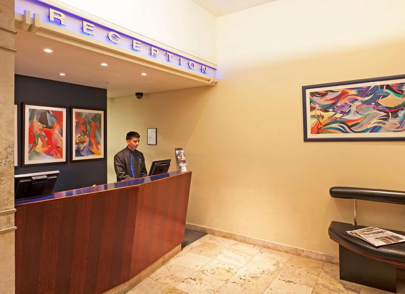 Front desk Photo