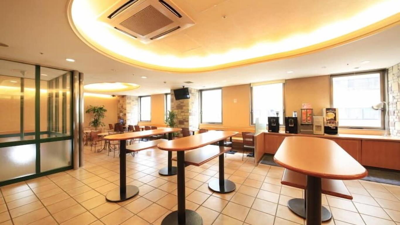 R&B Hotel Shin-Yokohama Ekimae
