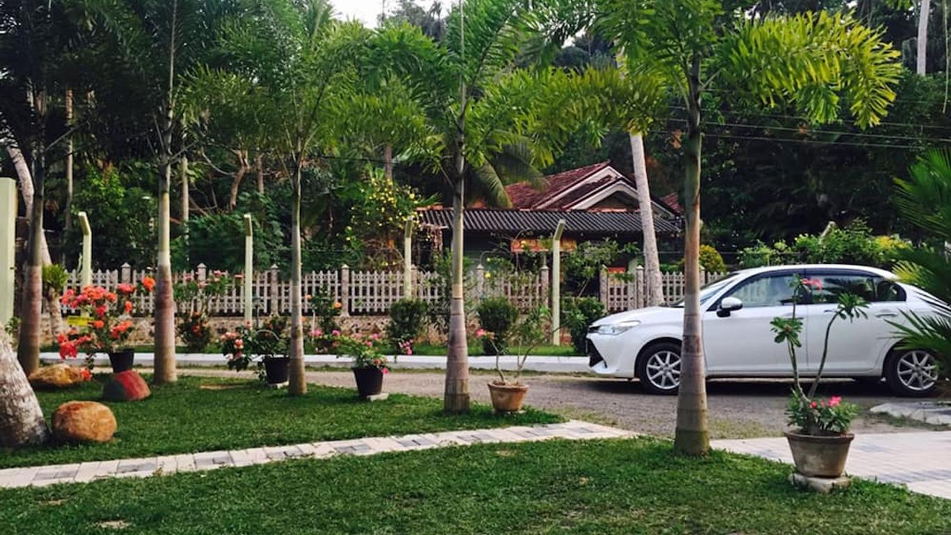 Peacock Villa