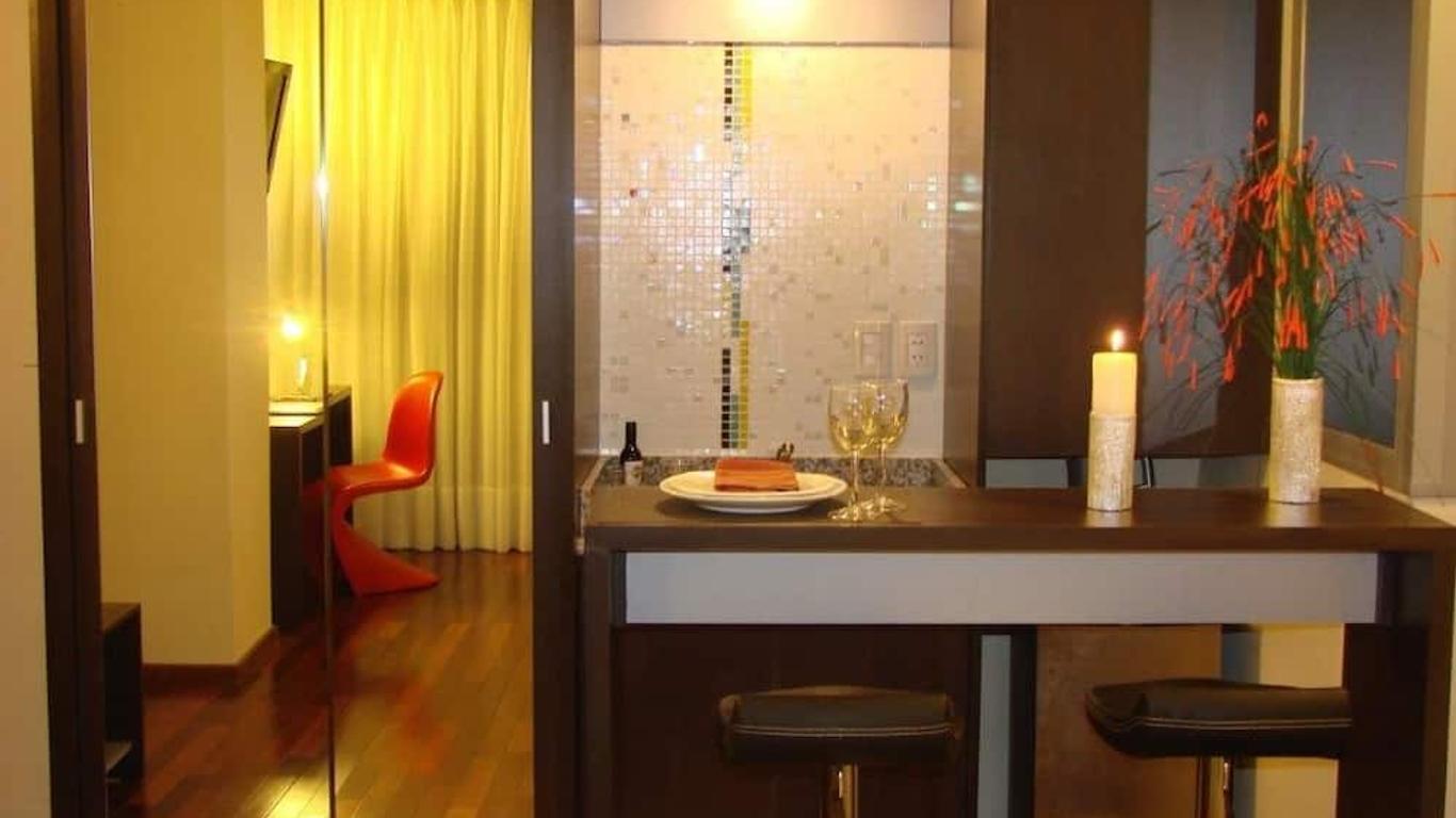 Zoom Apartments Hotel