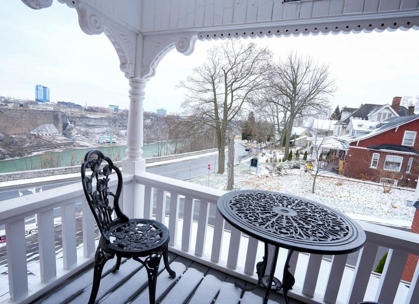 Balcony Photo