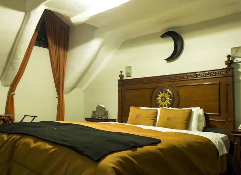 Bedroom Photo