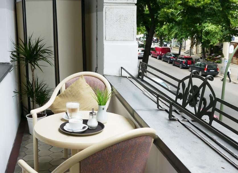 Balcony Photo