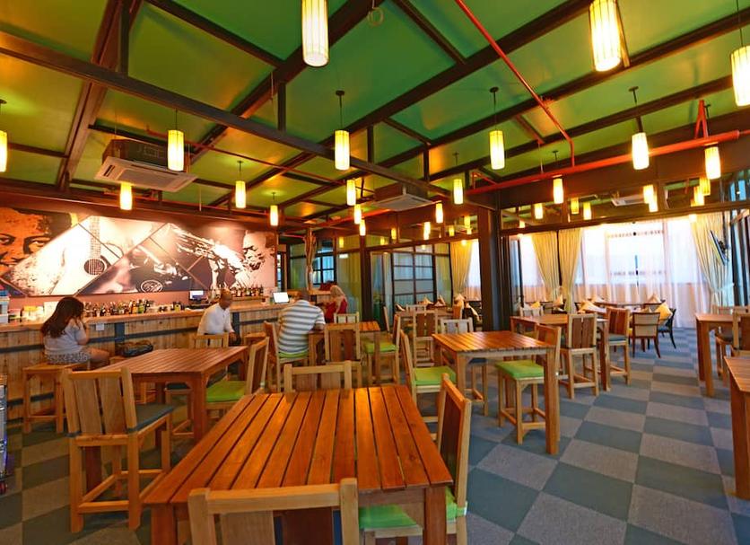 Restaurant Photo