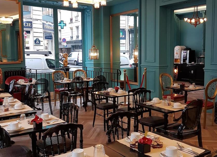 Restaurant Photo