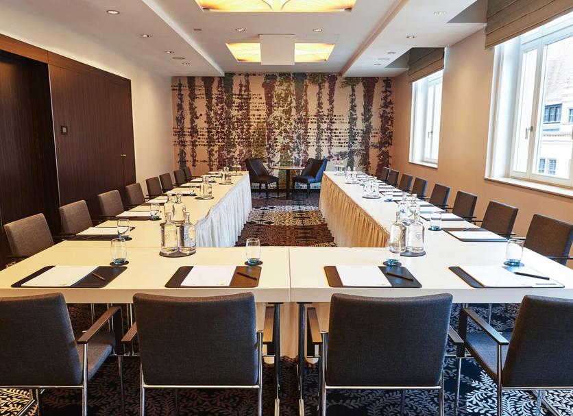 Conference room Photo