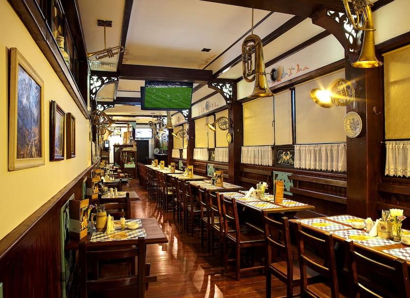 Restaurant Photo