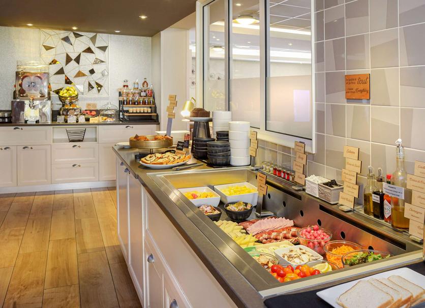 Buffet Photo