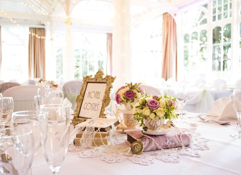 Banquet hall Photo