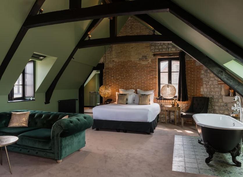 Bedroom Photo