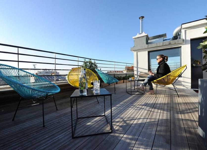 Balcony Photo