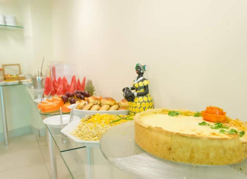 Buffet Photo
