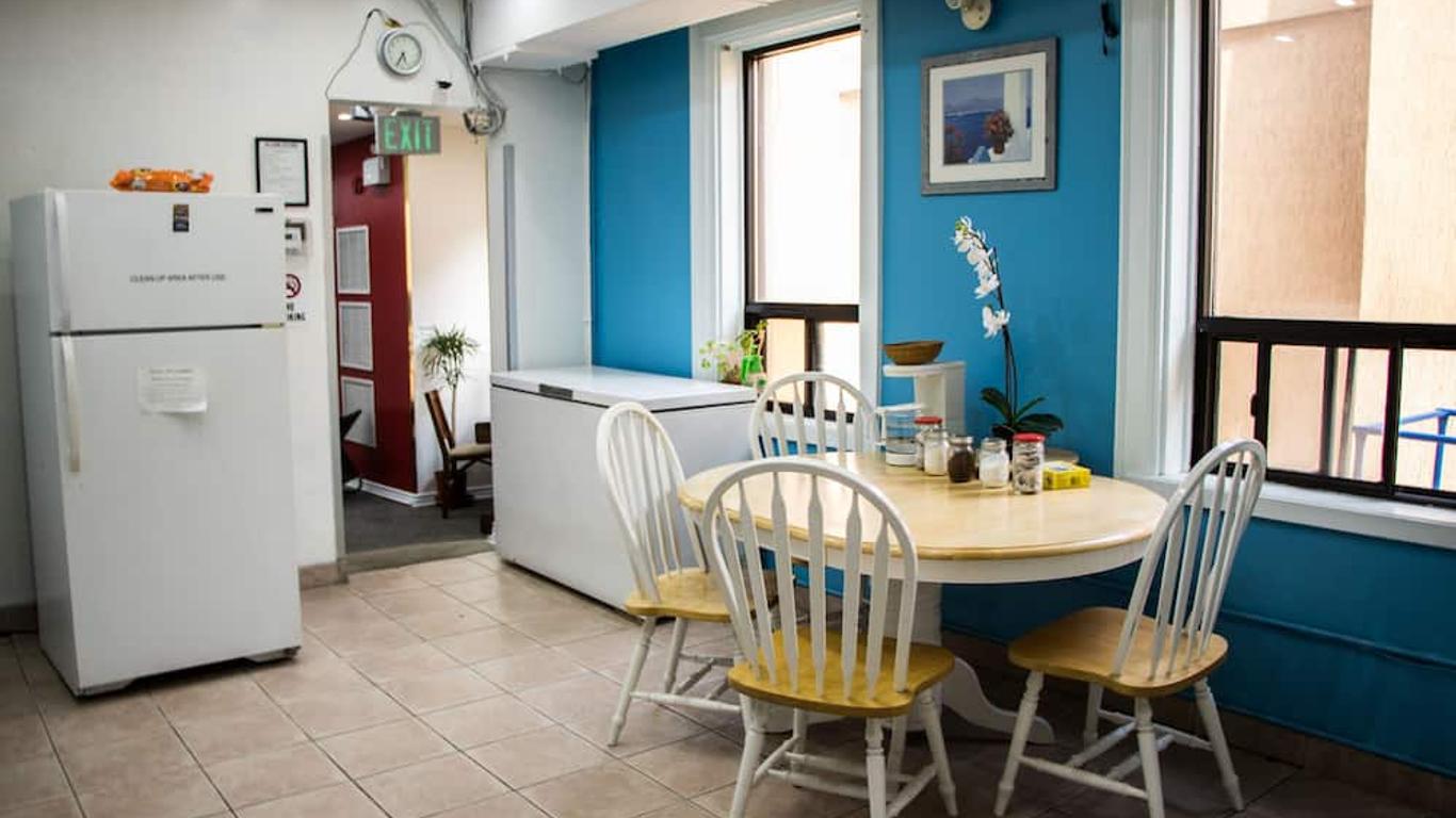 St Lawrence Residences And Suites