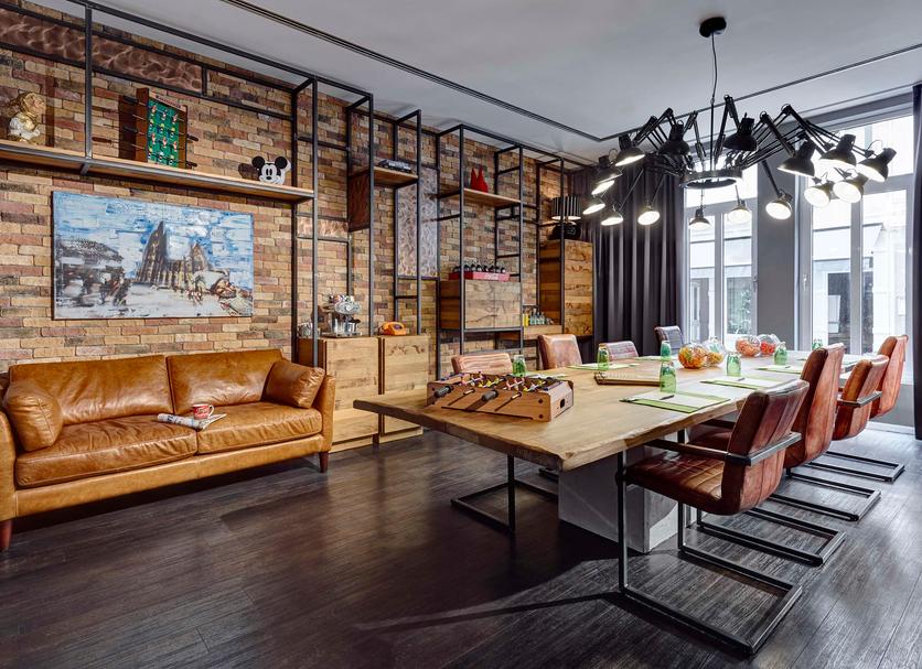 Dining room Photo