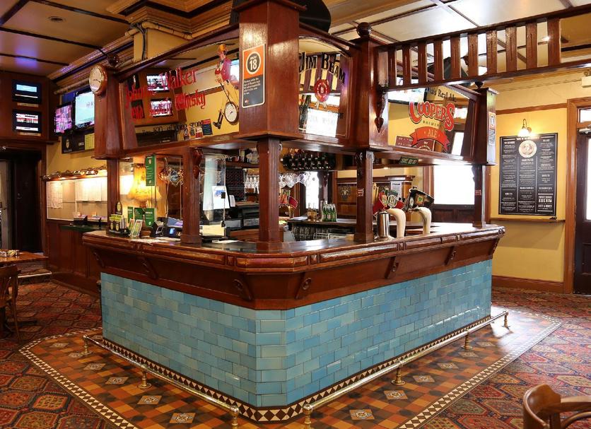 Bar Photo