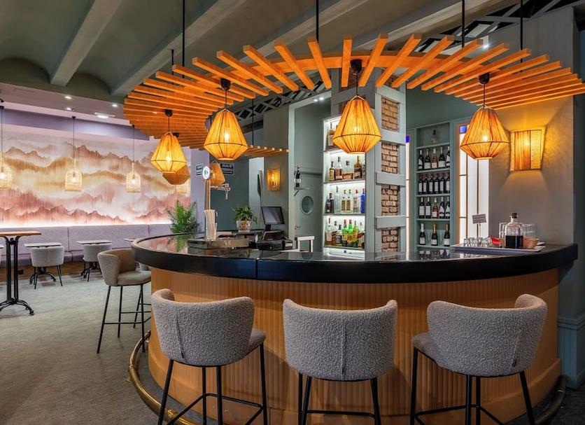 Bar Photo