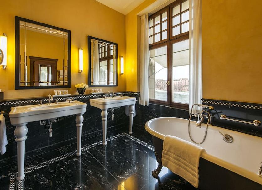Bathroom Photo
