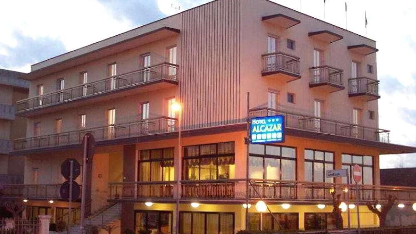 Hotel Alcazar