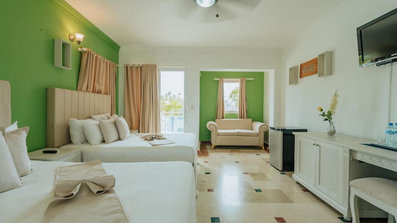 Green Coast Hotel