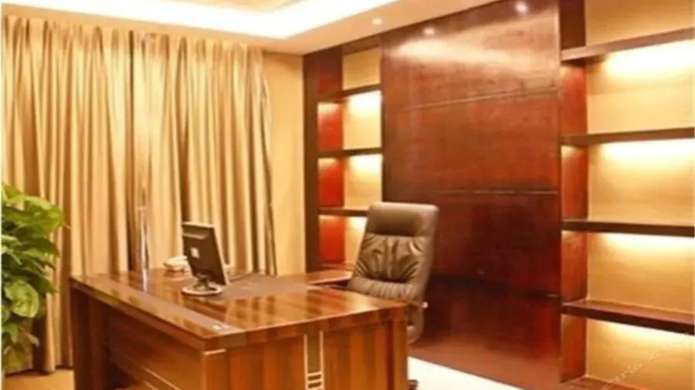 Shenzhen Meiji Hotel (Longhua District Guanlan Tianhong Shopping Mall Branch)
