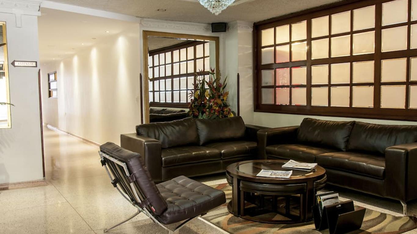 Hotel Leon Dorado