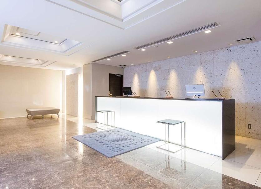 Front desk Photo