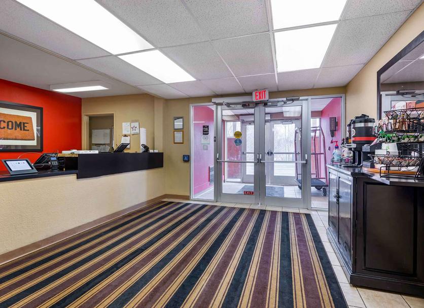 Front desk Photo