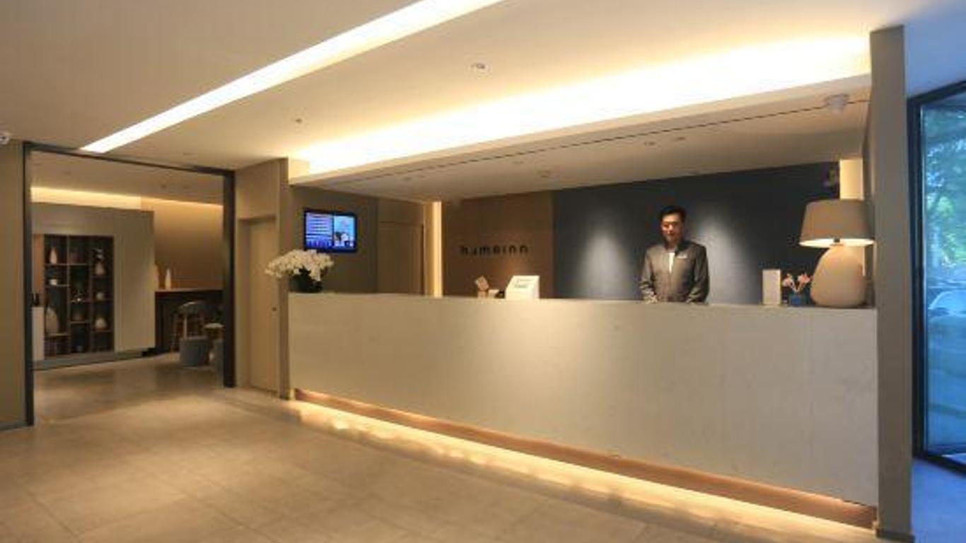 Home Inn Exhibition & Convention Centre Hanshui Road