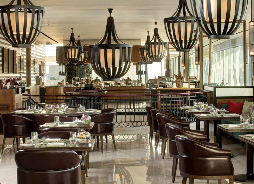 Restaurant Photo