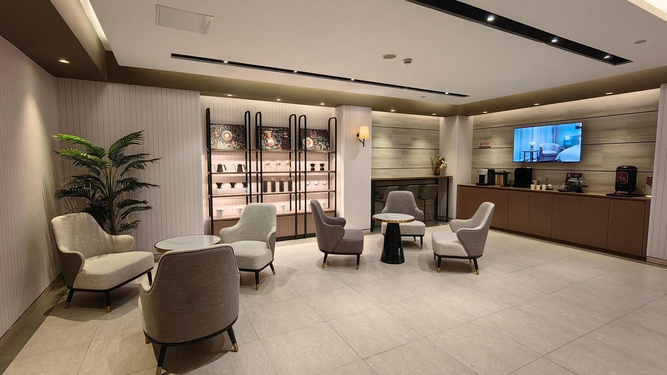 Home Inn Plus Shanghai Hongkou Football Stadium Chifeng Road Metro Station