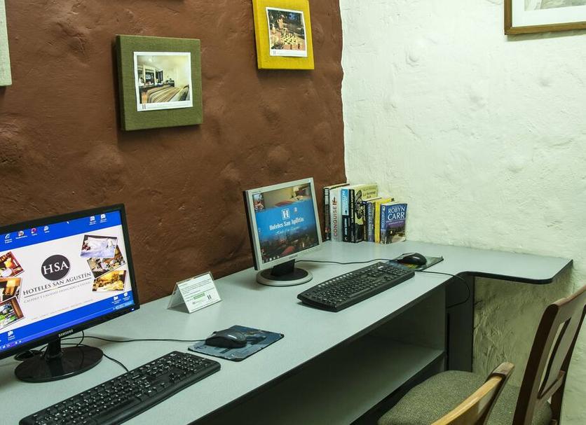 Business centre Photo