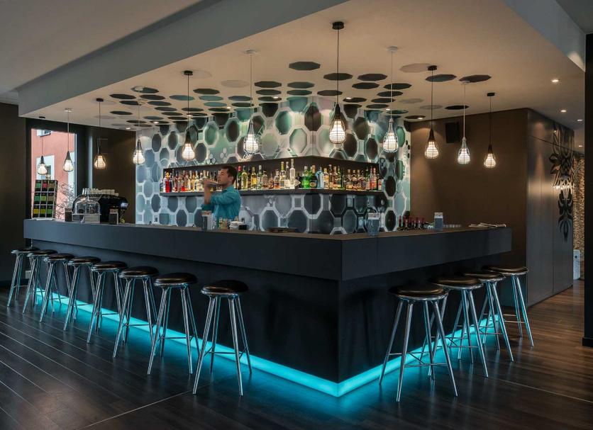 Bar Photo