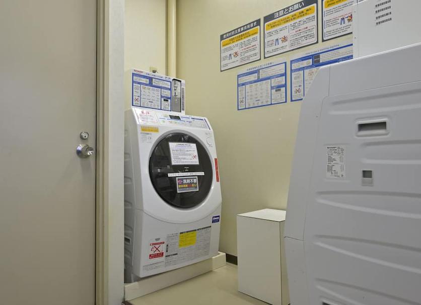 Laundry facility Photo