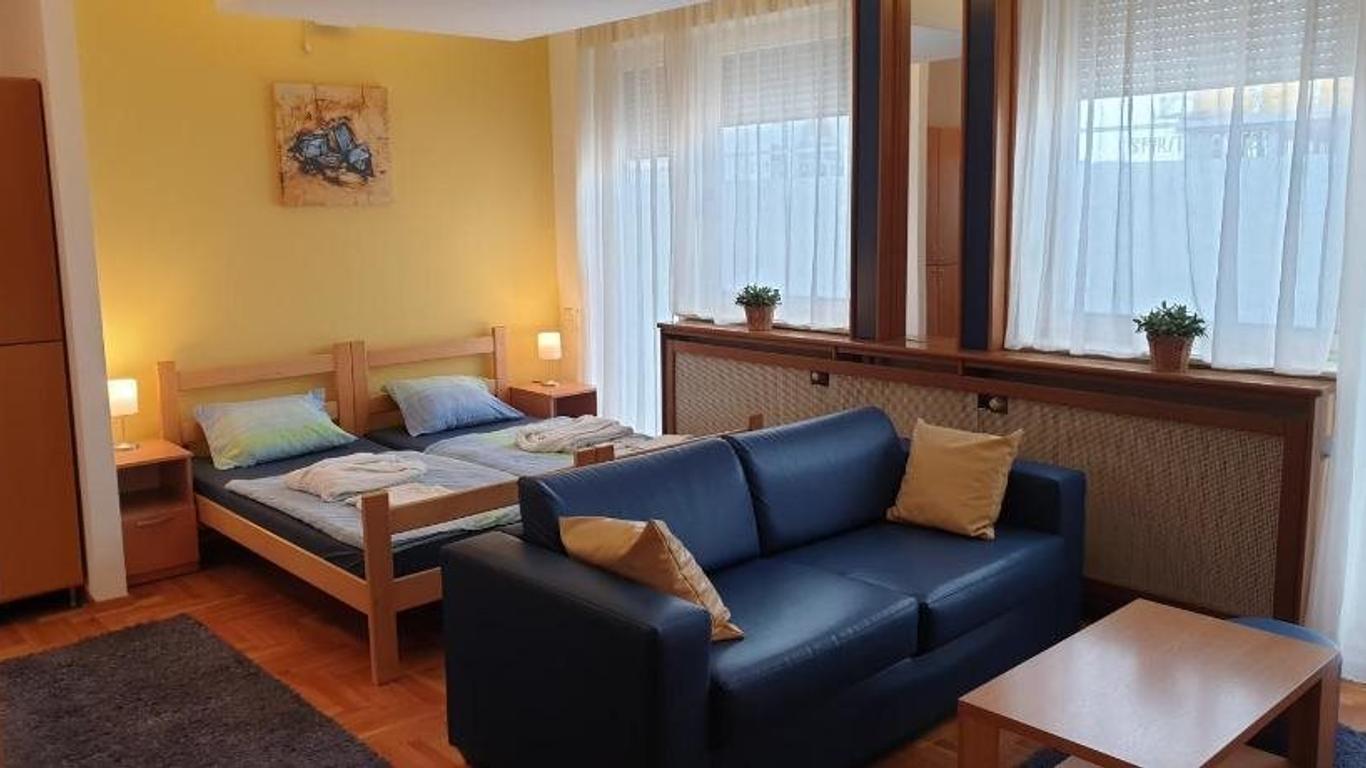 Spirit Hostel And Apartments