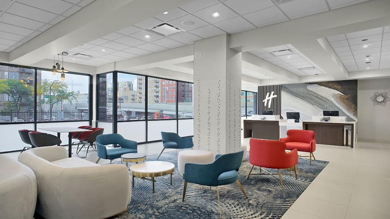 Holiday Inn & Suites Chicago-Downtown By IHG