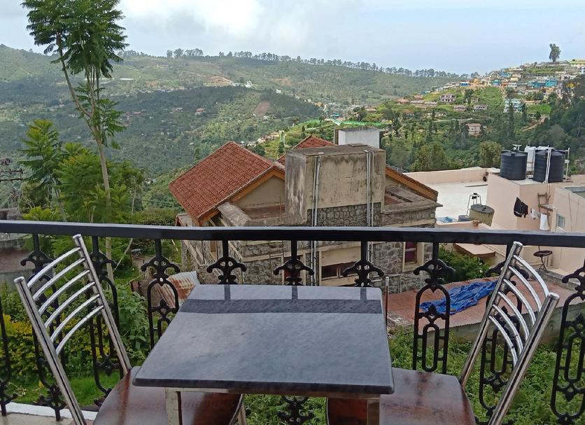 Balcony Photo