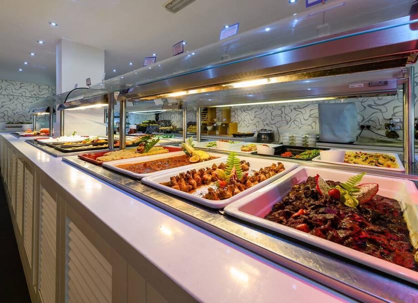 Buffet Photo