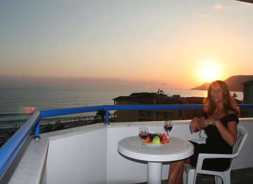 Balcony Photo