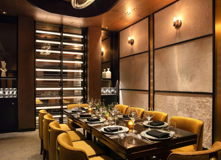Dining room Photo