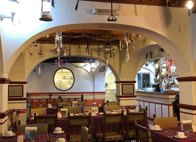 Restaurant Photo