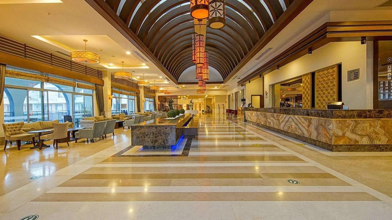 Diamond Beach Hotel & Spa
