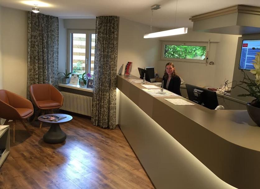 Front desk Photo