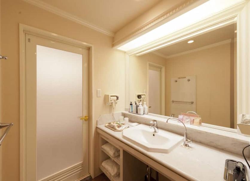 Bathroom Photo