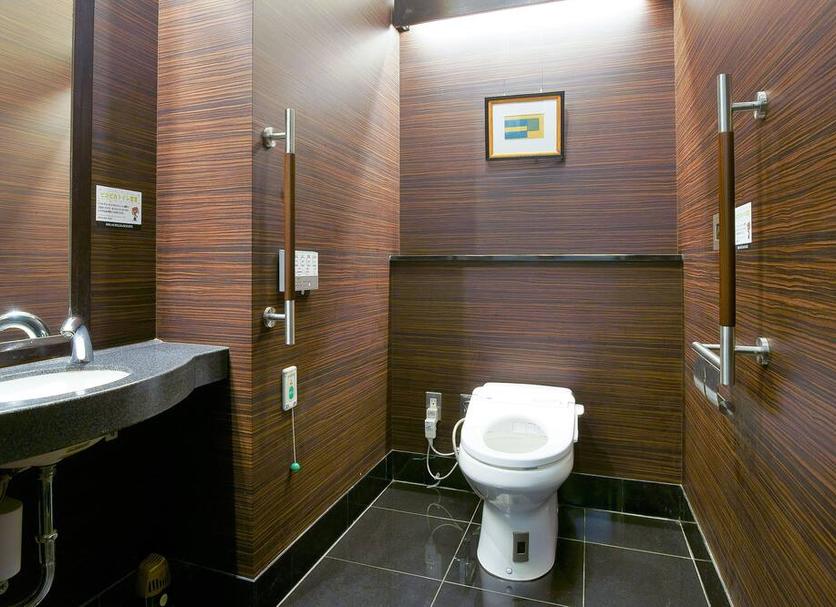 Bathroom Photo