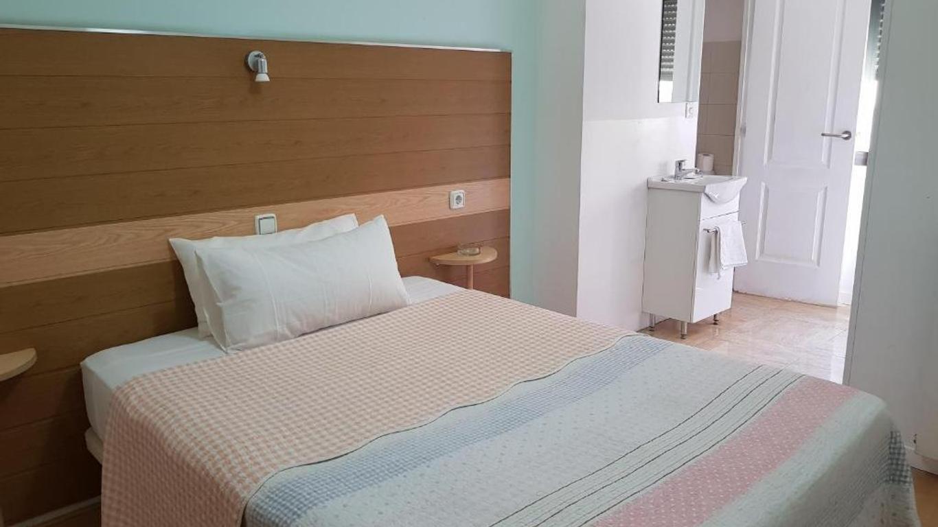 Hostal Lima