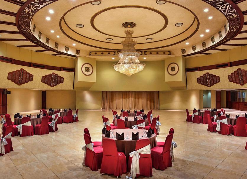 Banquet hall Photo