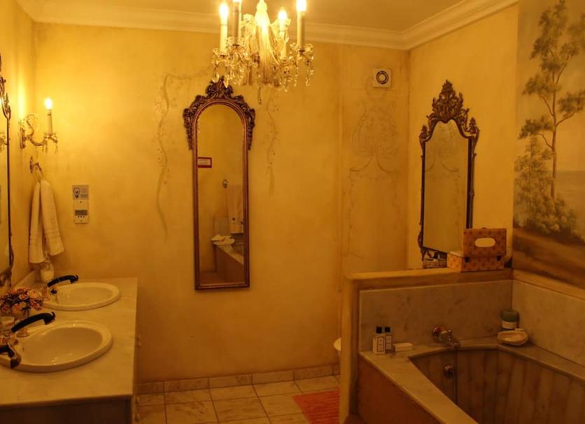 Bathroom Photo