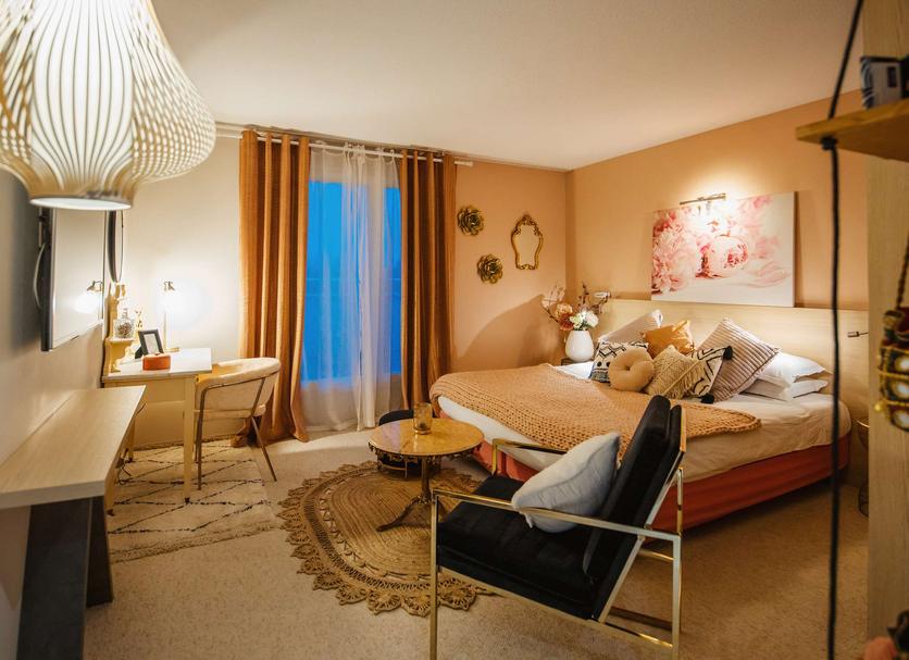 Bedroom Photo
