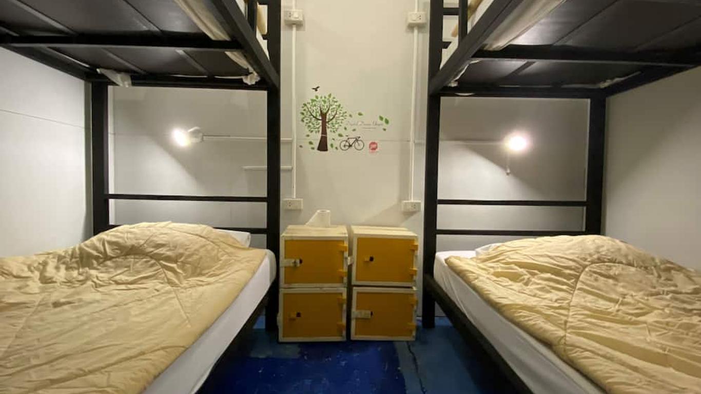Gotum Hostel 2 & Money Exchange