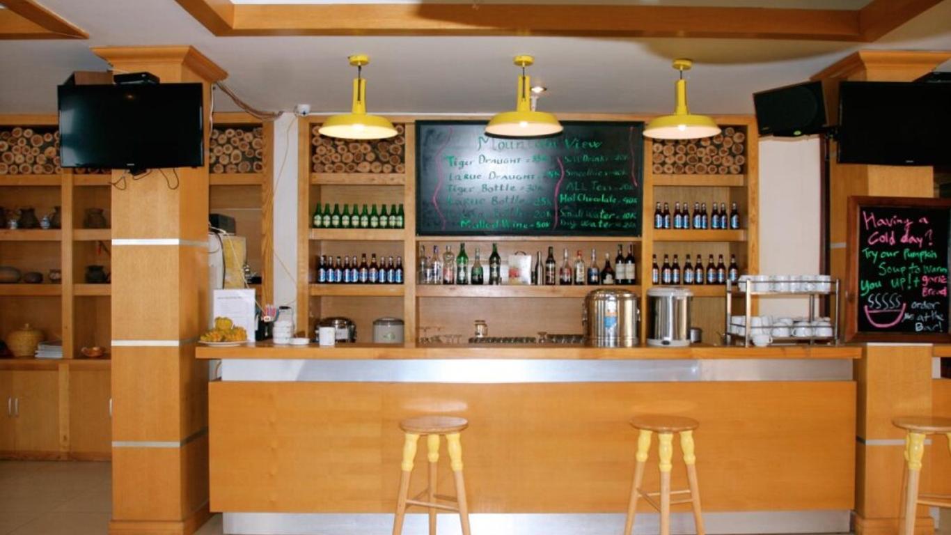 Mountain View Hotel - Hostel